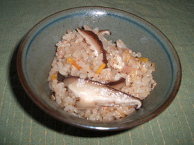 しいたけの簡単炊き込みご飯