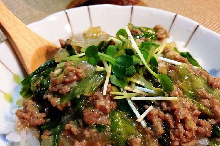 レタスまるごと1玉 挽き肉の甘辛お味噌丼 レシピ 作り方 By アロハ55 クックパッド 簡単おいしいみんなのレシピが371万品