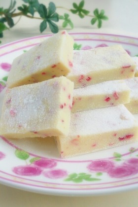 バレンタイン♪♪簡単ホワイト生チョコ