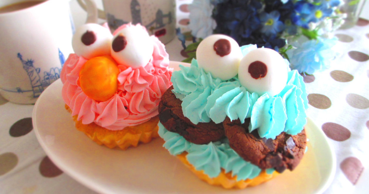 エルモ クッキーモンスターのカップケーキ レシピ 作り方 By Marrietty クックパッド