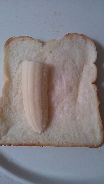 ズボラでごめんね…バナナサンドイッチの写真