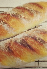 粉300gのフランスパン