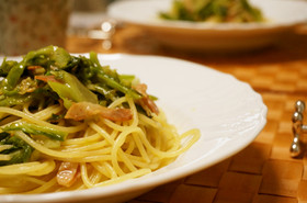 春キャベツとベーコンのパスタ