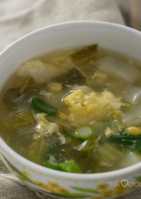 鶏ハムの茹で汁で自然な旨味たっぷりスープ