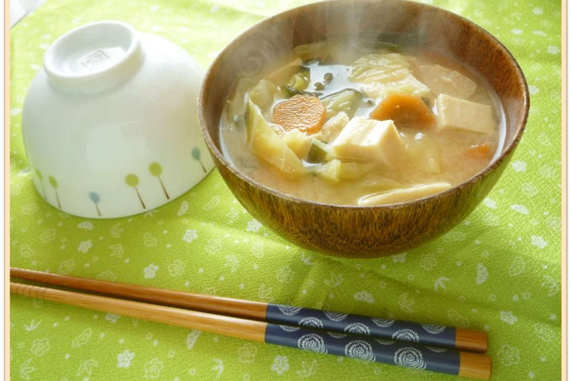 定食屋さんの具沢山でおいし お味噌汁 レシピ 作り方 By ママんま クックパッド 簡単おいしいみんなのレシピが379万品