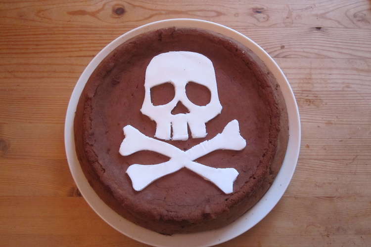 6歳の誕生日ケーキ ドクロ レシピ 作り方 By メルル家の食卓 クックパッド
