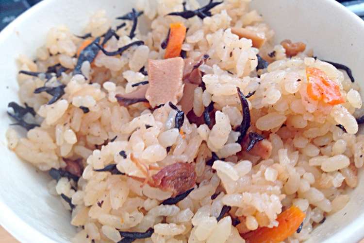 釜めしの素でひじきご飯 レシピ 作り方 By パルフェ クックパッド