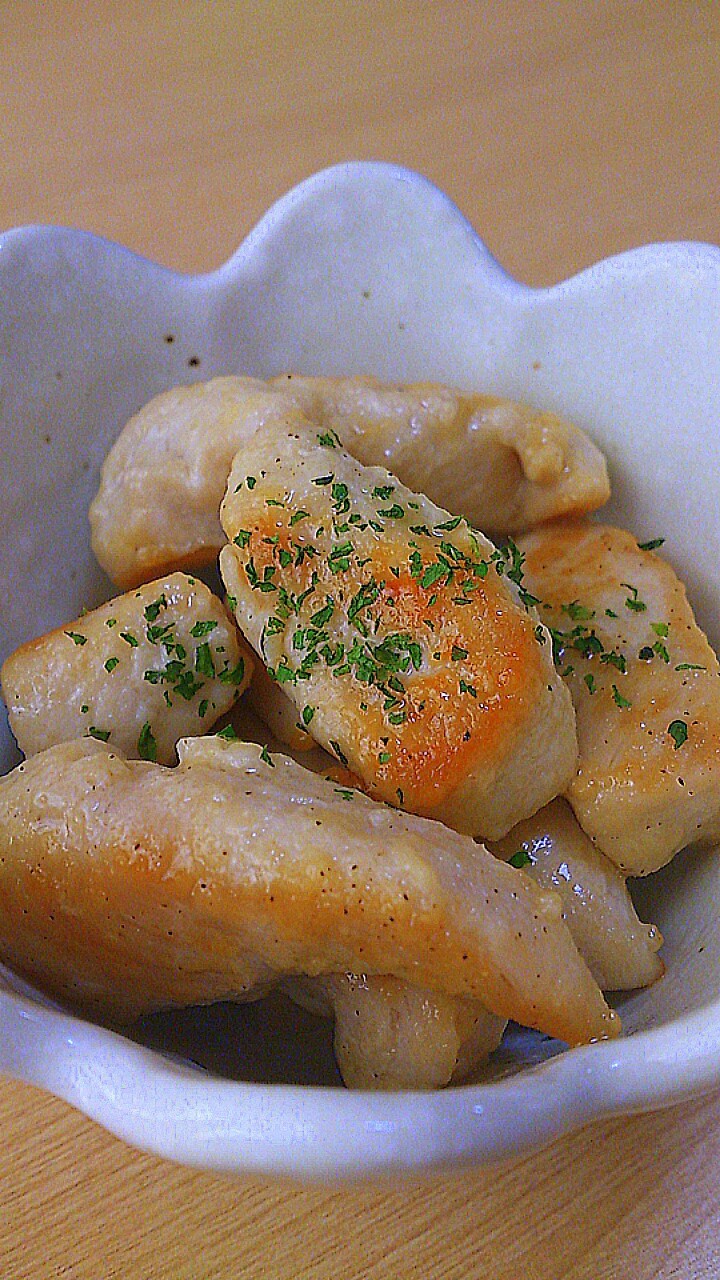 鶏ささみのレモンガーリックパルメザンチーズ添えのレシピ