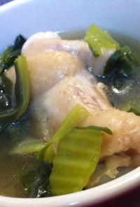簡単☆手羽元とチンゲンサイの中華スープ