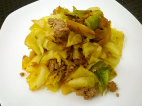 簡単!キャベツと豚ミンチ肉の重ね蒸し焼き