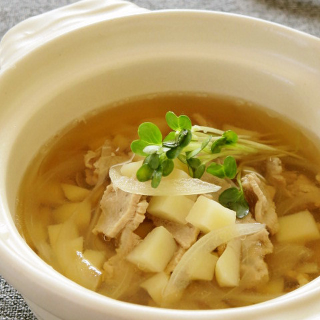 豚肉とジャガイモのおかずスープ レシピ 作り方 By すなっぴぃ クックパッド 簡単おいしいみんなのレシピが351万品