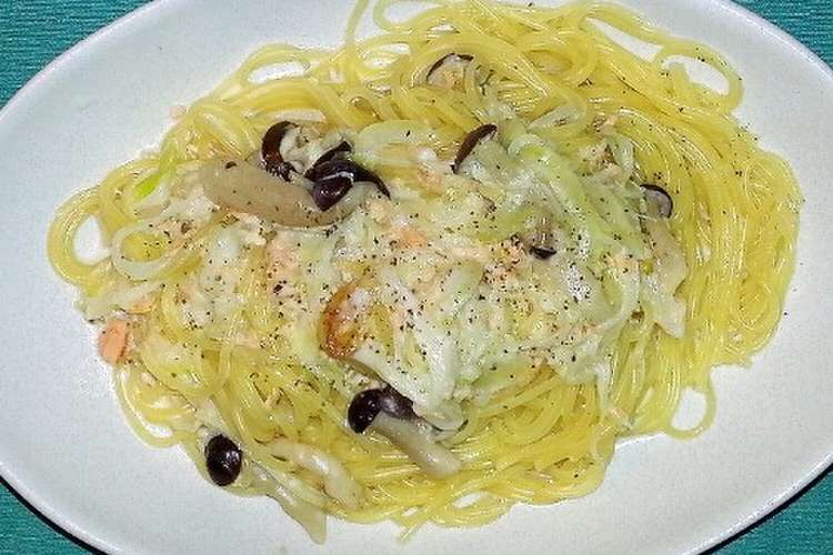 簡単 鮭ほぐしでサーモンクリームパスタ レシピ 作り方 By よこマンマ クックパッド 簡単おいしいみんなのレシピが366万品