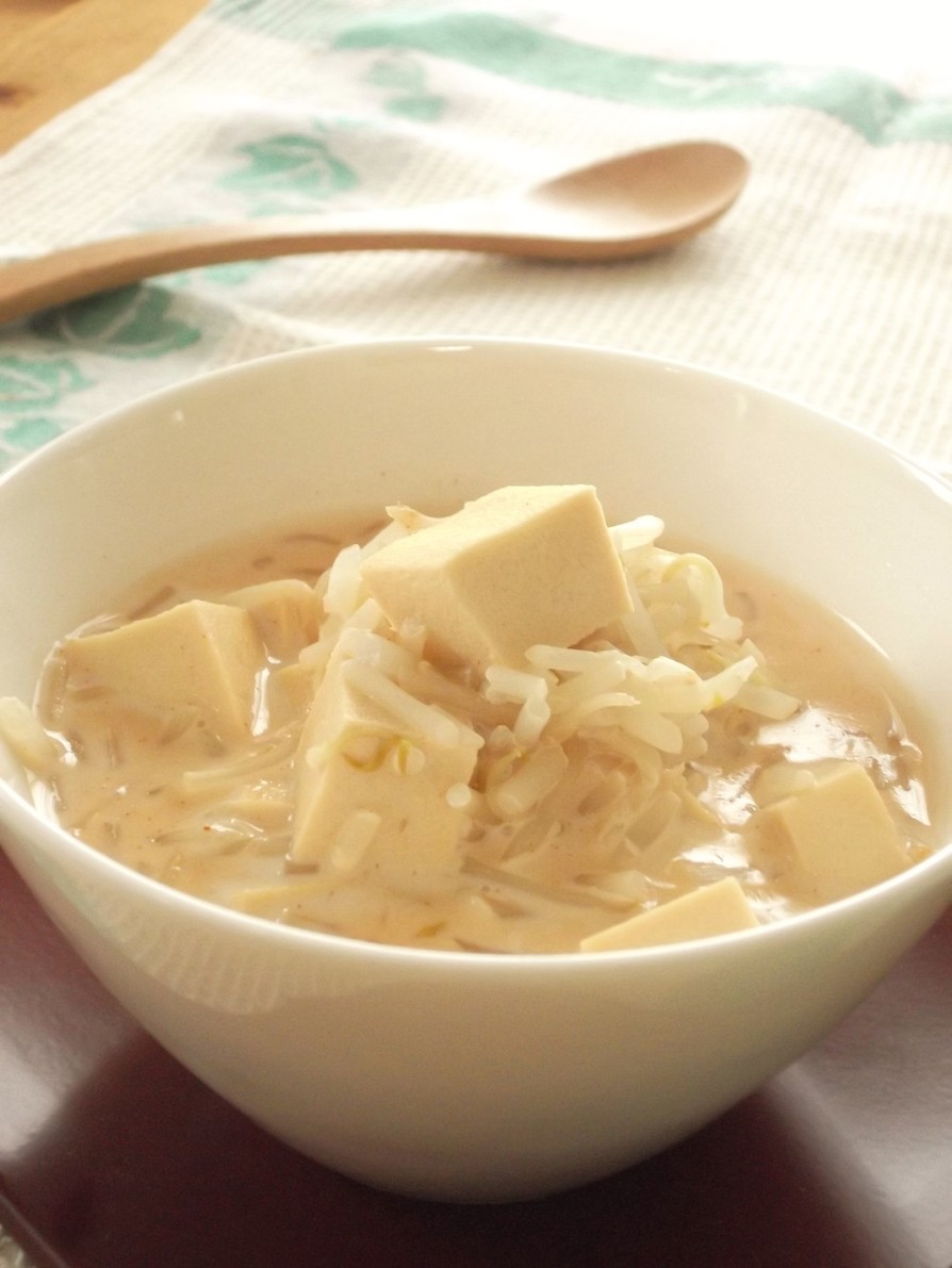高野豆腐ともやしのミルクキムチスープの画像
