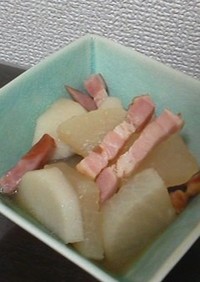 大根と里芋のベーコン煮物