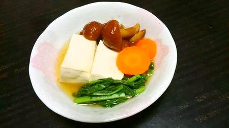 豆腐となめこ・かぶの葉の煮物♪の画像