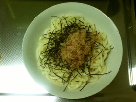 麺つゆ納豆ゆかりうどん