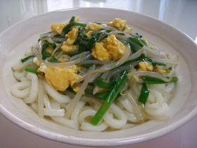 ニラ玉あんかけうどん
