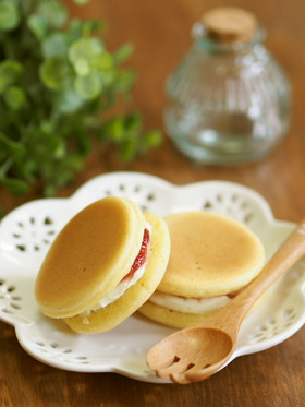 ♡いちごチーズクリーム♡ミニどら焼き