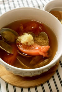 生姜でぽかぽか♪あさりとトマトのスープ