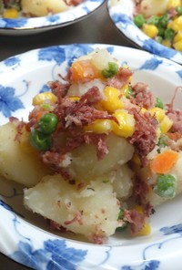 粉ふき芋とコンビーフのホットサラダ