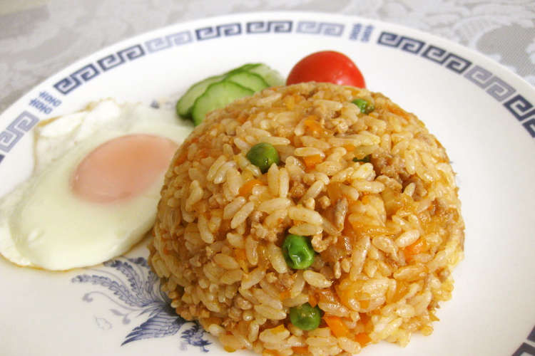 エバラ プチッと鍋 で簡単にキムチ炒飯 レシピ 作り方 By ともこキッチン クックパッド 簡単おいしいみんなのレシピが352万品