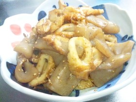 こんにゃくと竹輪の煎り煮