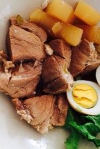 豚肉と卵と大根の煮物