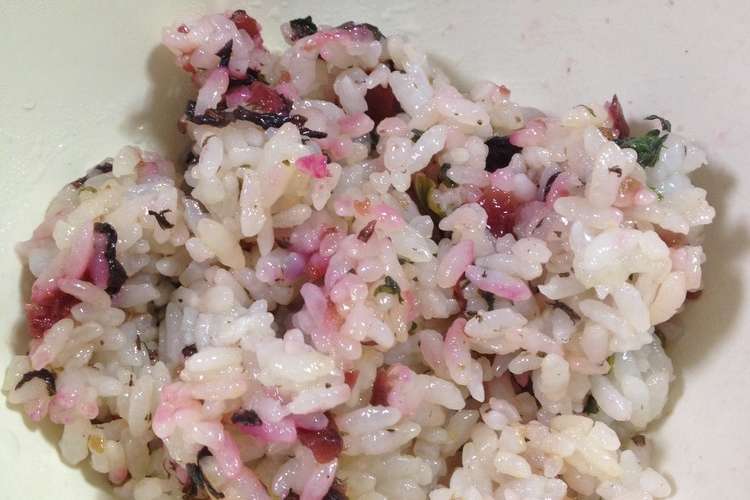 コンビニのカリカリ梅おにぎり風 レシピ 作り方 By えみぴこ クックパッド 簡単おいしいみんなのレシピが364万品