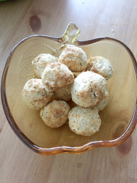 低糖質 黒こしょうとチーズのおからボール