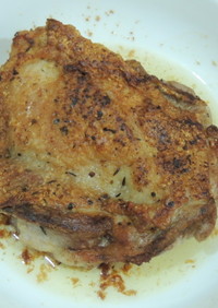 簡単シンプル　鶏もも肉　皮パリパリ焼
