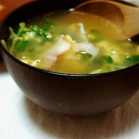 ◆簡単◆豆苗の中華スープ♪