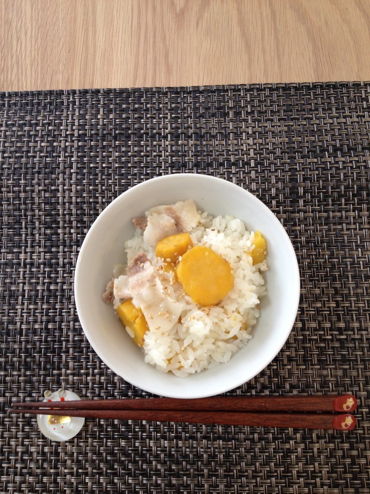 菊芋と豚バラの炊き込みご飯の画像