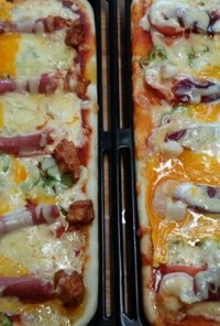 ○○家特産ケロちゃんの特製ピザ