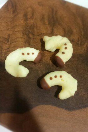 【閲覧注意】ハロウィンにぴったり芋虫チョ