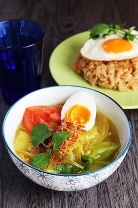 バリの味ソトアヤム(Soto Ayam)