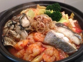 自然な旨味たっぷり♫ブイヤベース鍋