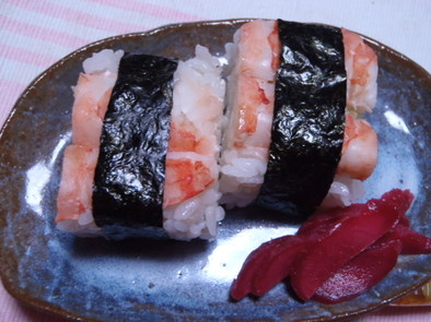 雛祭りに…柚子酢を使った海老の箱寿司の写真
