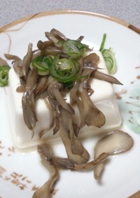 舞茸のせ豆腐