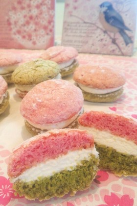 ひな祭りカラーのダックワーズ♡