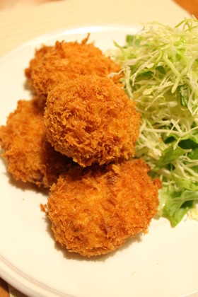 ホックリなめらか ”ポテトコロッケ”