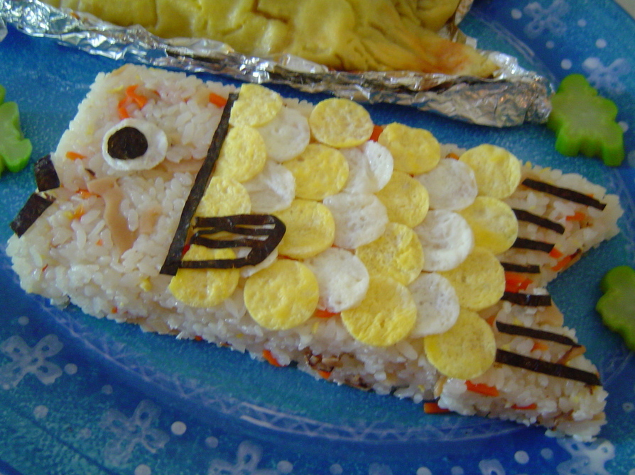 ちらし寿司でお遊び　鯉のぼり＆ケーキ型の画像
