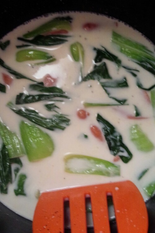 チンゲン菜のミルク煮の画像