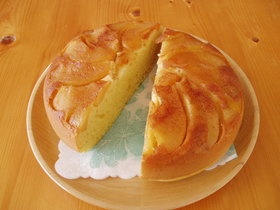 アップルシナモンの炊飯器ケーキ