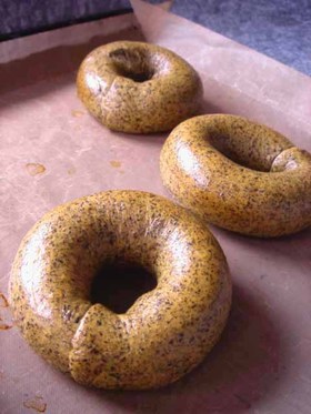ほうじ茶ベーグル