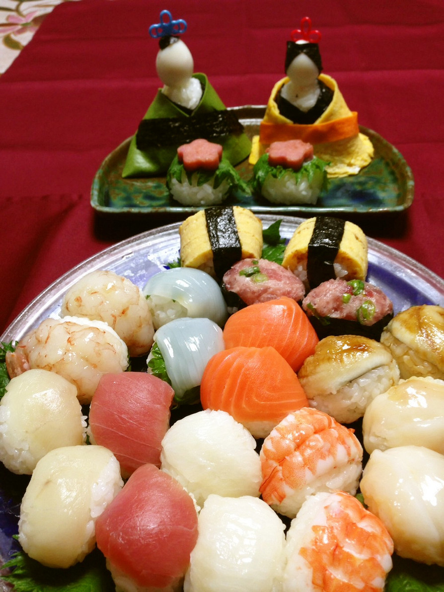 ひな祭りの手まり寿司の画像