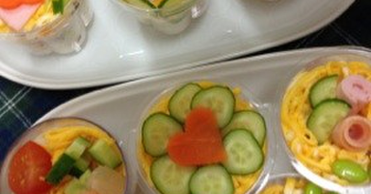 カップでおしゃれに ちらし寿司 レシピ 作り方 By ゆずゆずほ クックパッド 簡単おいしいみんなのレシピが354万品