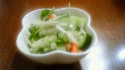 ぱぱっと！きゅうりと水菜のサラダの画像