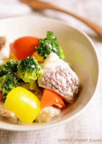 鯛と彩り野菜の中華風塩麹蒸し