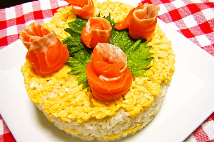 ケーキ型de彩り綺麗な押し寿司 レシピ 作り方 By 苺 ストロベリー クックパッド 簡単おいしいみんなのレシピが349万品