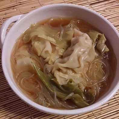 「エバラ プチッと鍋」で食べるスープの写真